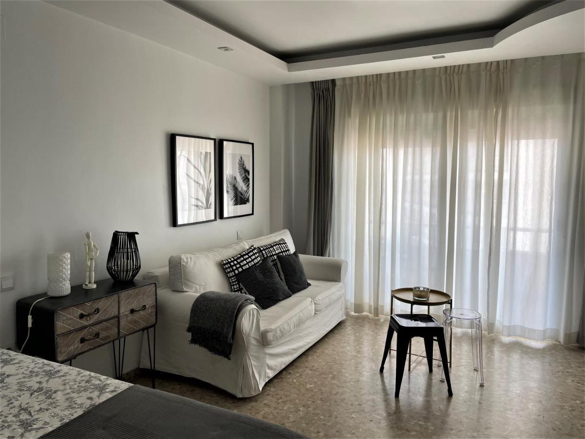 Ver620 - Terraza Con Vistas Al Mar, Reformado, Wifi, Fire Stick Amazon, Centro A 5 Min, Playa A 15 Min, Torremolinos Bagian luar foto